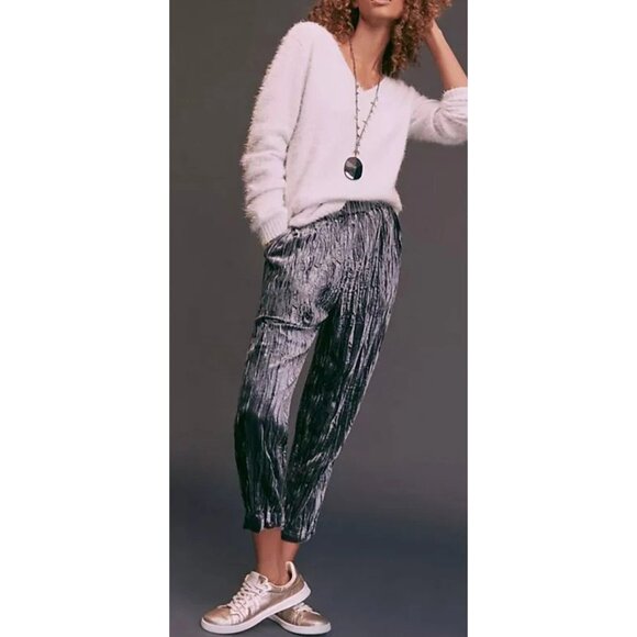 ETT:TWA ANTHROPOLOGIE Kinley Crushed Velvet Crop Jogger Pant Elastic‎ LG Blue - Picture 2 of 11